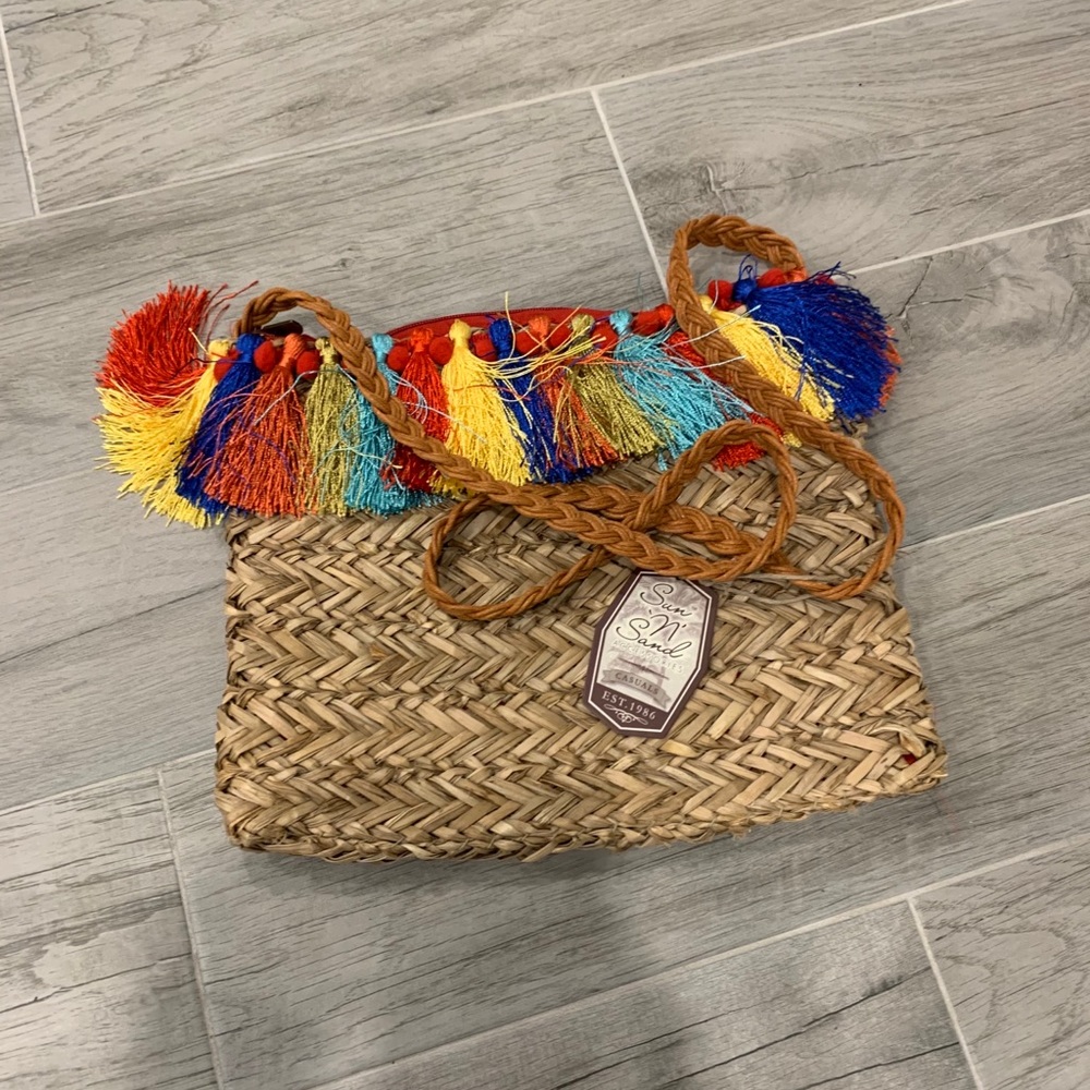 NWT Straw crossbody Bag with tassels